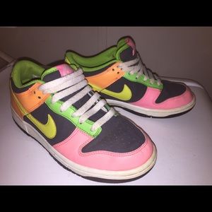 Nike low dunks